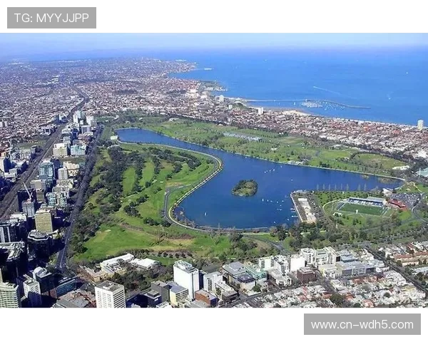 阿尔伯特·科里尔五战纽约四登领奖台,赛道经验成优势